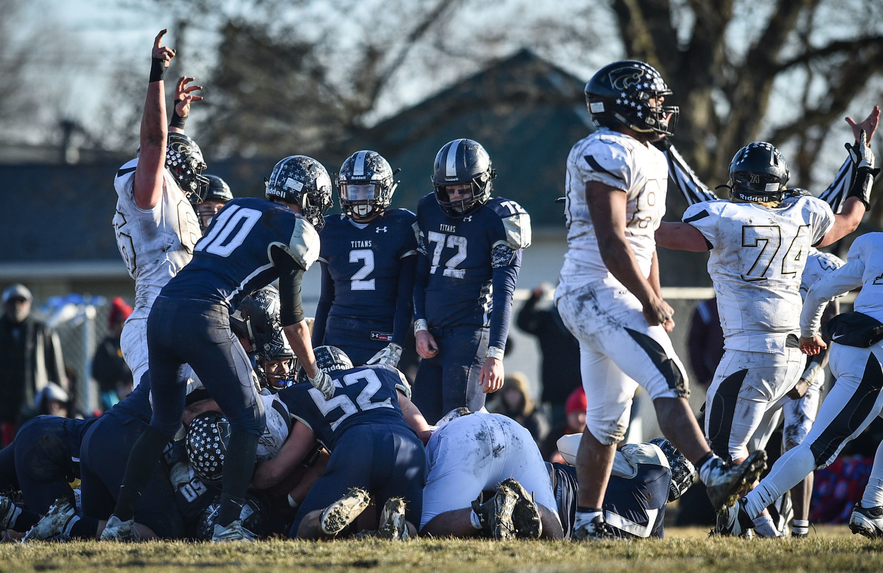 112319-mda-spt-aw-football-034a.jpg